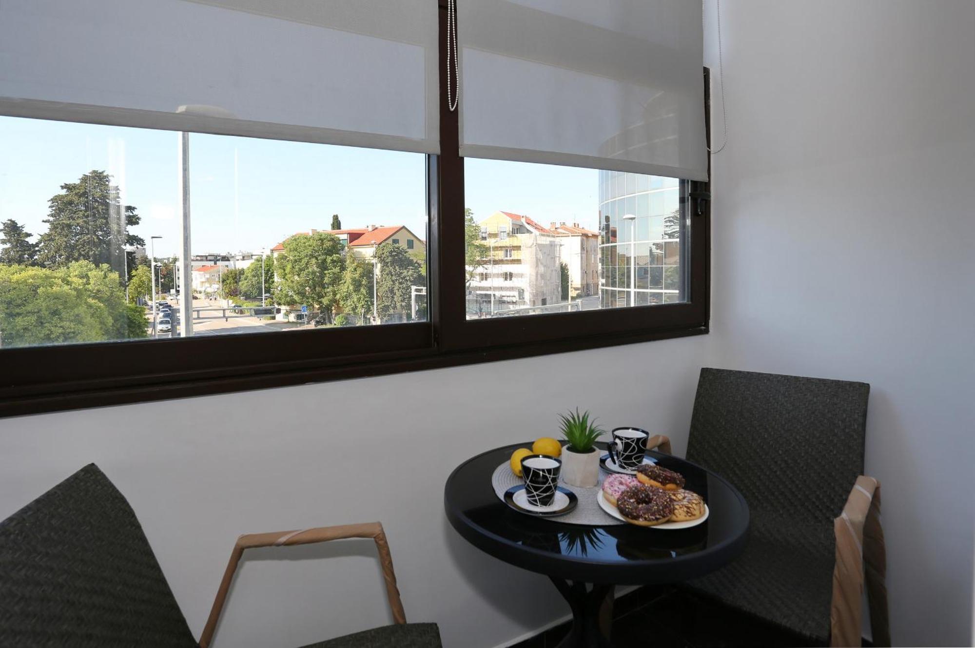 Apartment Ksenija Zadar Buitenkant foto