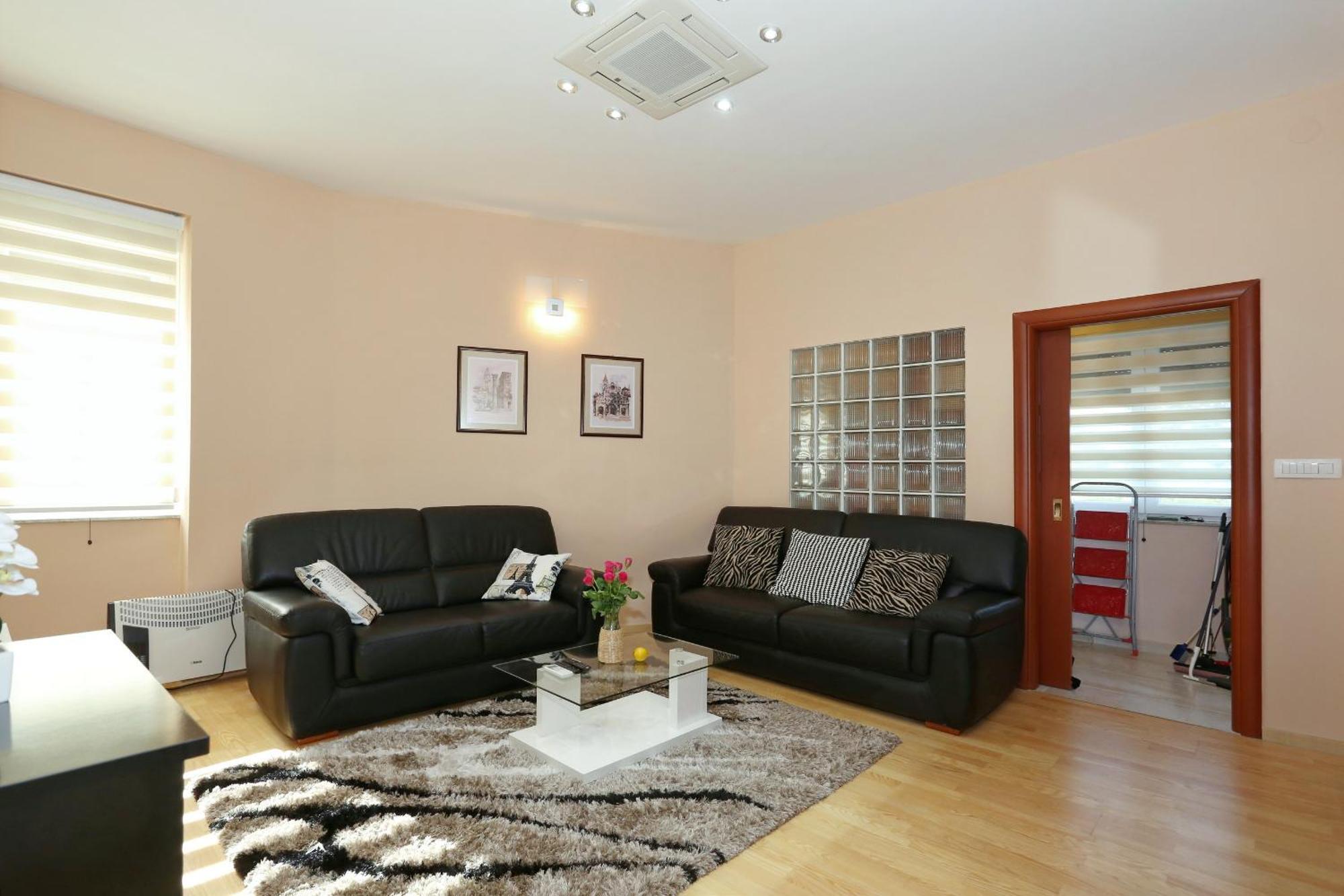 Apartment Ksenija Zadar Buitenkant foto